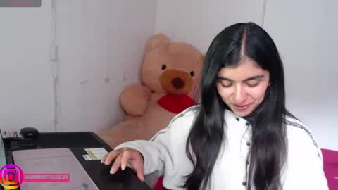 Anahi Browns online show from September 30, 7:52 pm