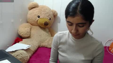 Anahi Browns online show from February 6, 11:08 pm