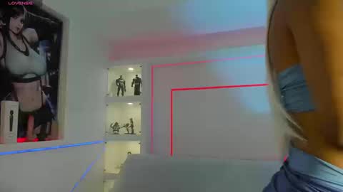 Anahis online show from March 13, 4:36 am