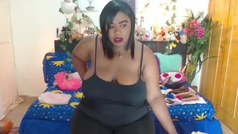 Snapshot of anai_valentinex chatting on December 13, 2:38 pm anai_valentinex online show from December 13, 2:38 pm