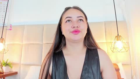 Snapshot of anaisclarkx chatting on December 18, 11:24 am Anais clark online show from December 18, 11:24 am