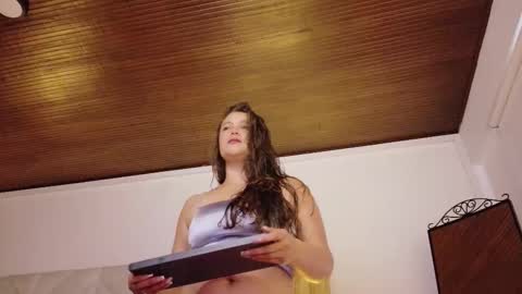Snapshot of anaise_latif chatting on October 15, 11:46 am Anaise online show from October 15, 11:46 am