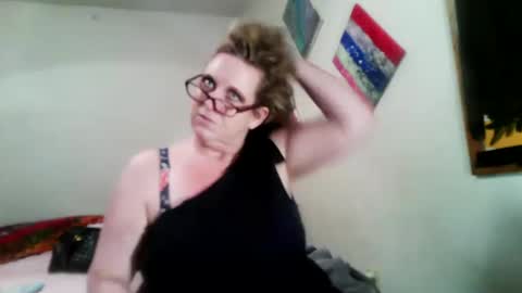Snapshot of analashley69 chatting on October 5, 8:52 am Analashley69 online show from October 5, 8:52 am