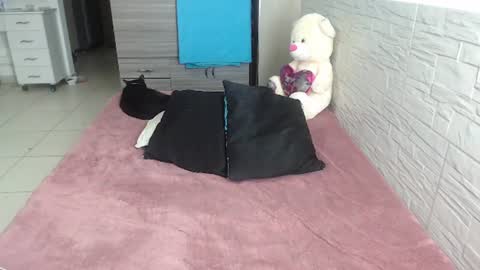 analiz_ online show from June 27, 12:22 pm
