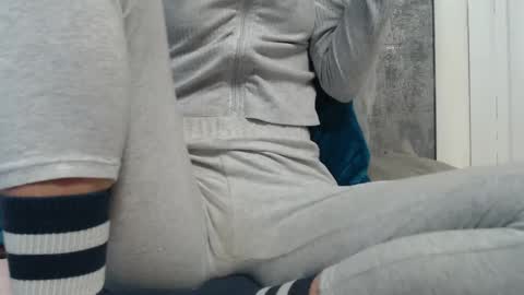 Snapshot of analove200 chatting on January 21, 10:19 am analove200 online show from January 21, 10:19 am