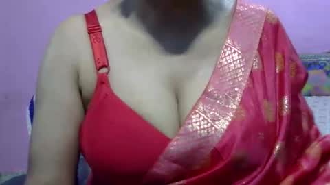 Snapshot of anamika794088 chatting on September 17, 11:30 am anamika794088 online show from September 17, 11:30 am