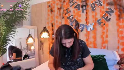 Snapshot of anantaa chatting on October 16, 11:57 am Ananta online show from October 16, 11:57 am
