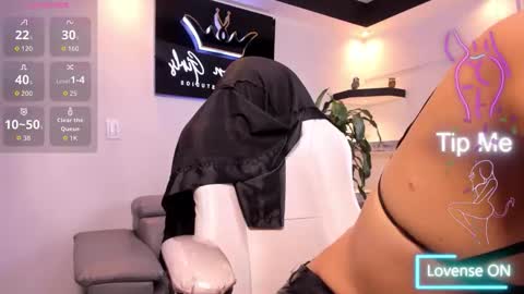 Snapshot of anaruiz1_ chatting on October 10, 6:02 pm ana online show from October 10, 6:02 pm