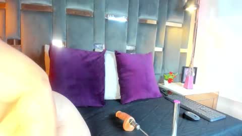 anastasiaxx69_ online show from October 12, 3:09 am