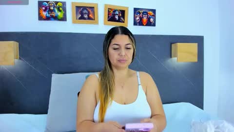 Andrea online show from February 17, 12:48 pm