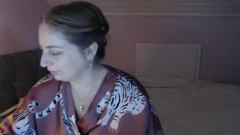 Snapshot of andorphina chatting on December 12, 1:39 pm Andorphin online show from December 12, 1:39 pm