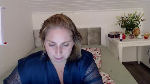 Snapshot of andorphina chatting on September 30, 10:03 pm Andorphin online show from September 30, 10:03 pm