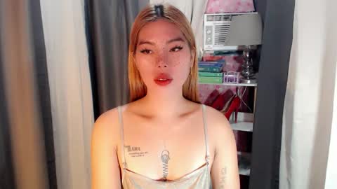 andrea06121998 online show from February 18, 1:54 pm