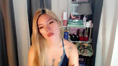 andrea06121998 online show from July 17, 2:10 pm