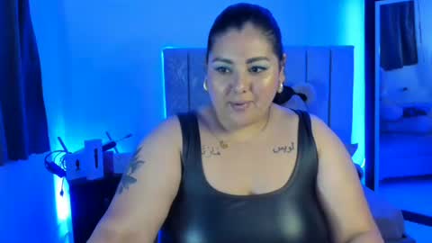 andreaakinky online show from October 13, 9:23 am