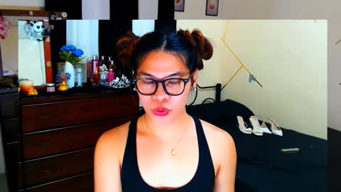 Your Girl Andrea online show from March 23, 5:13 am