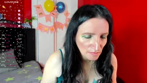 Snapshot of andrefoxx_ chatting on October 9, 5:11 am andre online show from October 9, 5:11 am