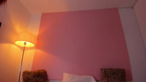 Andy  online show from February 25, 2:59 pm