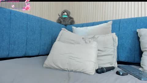 angel__ponce online show from May 2, 9:18 pm