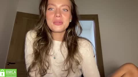 Snapshot of angel_from_sky chatting on October 6, 12:55 pm Greetings  Jess online show from October 6, 12:55 pm