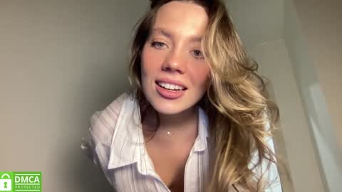 Snapshot of angel_from_sky chatting on March 11, 2:29 pm Greetings  Jess online show from March 11, 2:29 pm