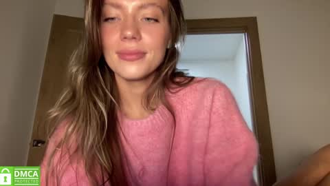 Snapshot of angel_from_sky chatting on October 24, 12:45 pm Greetings  Jess online show from October 24, 12:45 pm