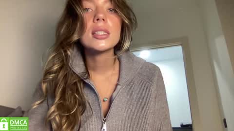 Snapshot of angel_from_sky chatting on September 9, 11:32 am Greetings  Jess online show from September 9, 11:32 am