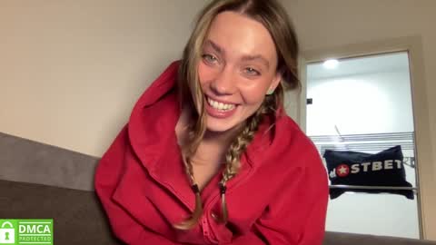 Snapshot of angel_from_sky chatting on January 24, 1:57 pm Greetings  Jess online show from January 24, 1:57 pm