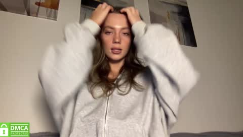 Snapshot of angel_from_sky chatting on September 20, 11:19 am Greetings  Jess online show from September 20, 11:19 am