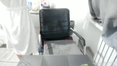 angel_lee__ online show from January 12, 3:03 pm