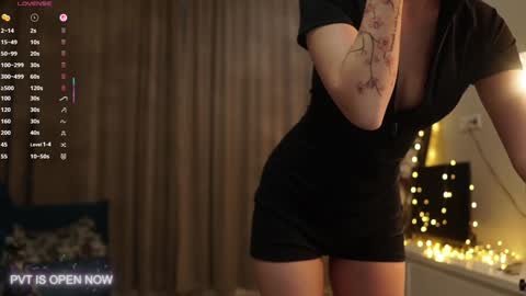 Luisa online show from December 22, 2:15 am