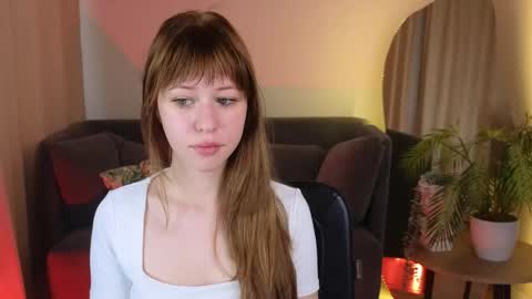 Mary online show from June 7, 11:06 am