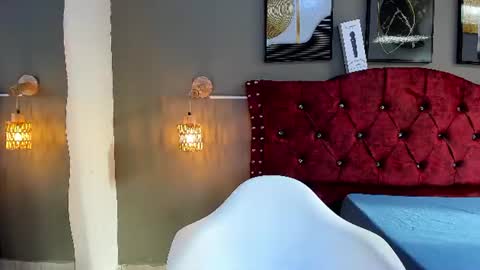 angela_nix online show from June 25, 3:24 pm