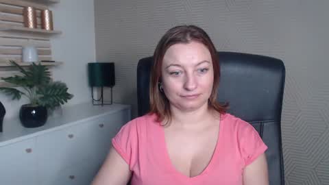 Angela online show from October 27, 6:42 am