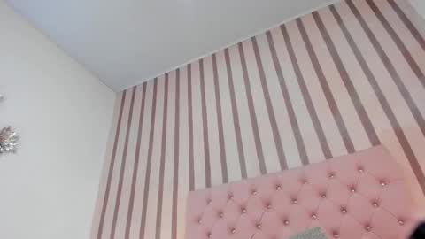 Angela online show from September 18, 7:45 pm