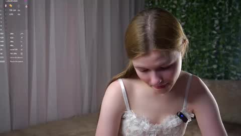 Mary online show from February 22, 12:39 pm