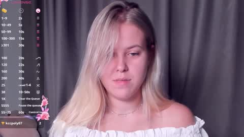 Darsi Anty online show from September 25, 3:11 pm