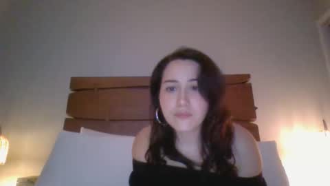 Snapshot of angelbebe97 chatting on October 28, 5:46 am Angelbebe online show from October 28, 5:46 am