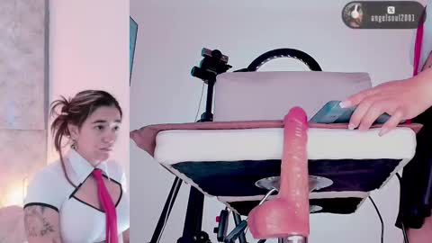 angel online show from March 5, 8:21 am