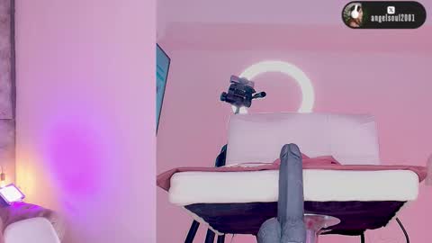 angel online show from March 9, 8:28 am