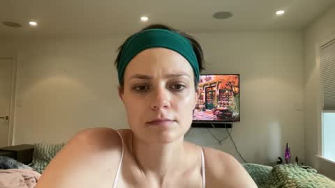 angeleleven11 online show from September 28, 9:09 pm