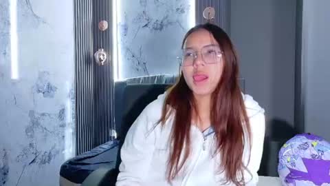 angel online show from August 5, 4:35 pm