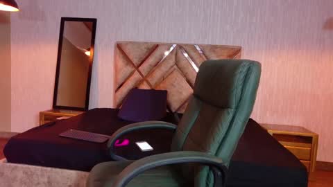 angel online show from September 29, 1:16 pm