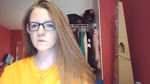 AngelicAngel online show from November 18, 11:15 pm