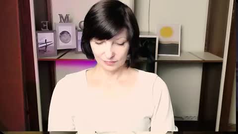 Angelina online show from July 25, 9:05 am