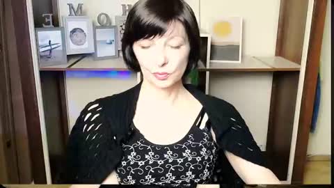 Angelina online show from July 8, 9:00 am