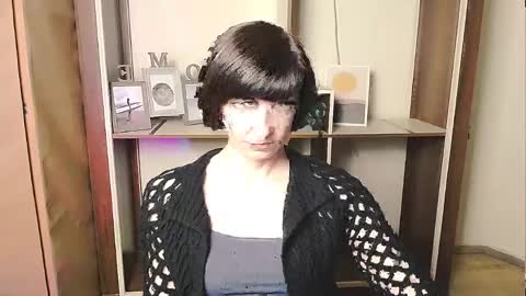 Angelina online show from May 2, 9:01 am
