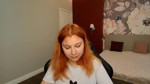AngelinaLow online show from June 2, 11:44 am