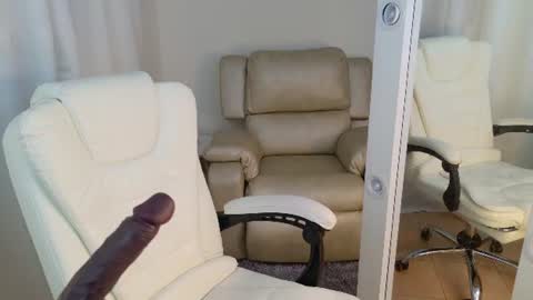 angelita_success online show from July 18, 4:27 am
