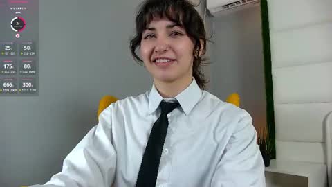 angellacox online show from June 14, 6:25 am